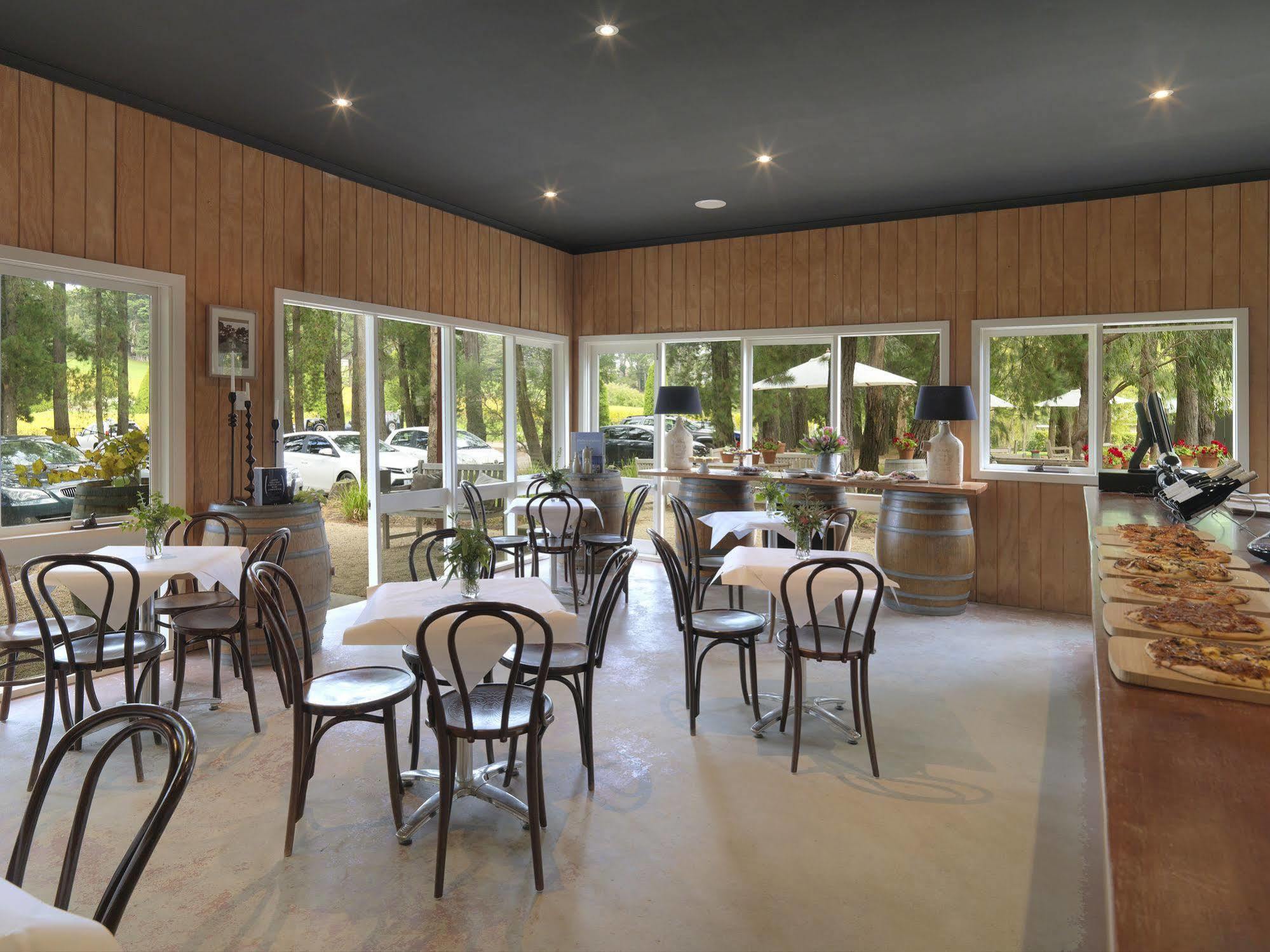 Lancemore Lindenderry Ред-Хилл Экстерьер фото